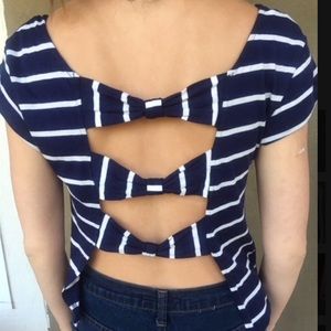 ☀️Charlotte Rouse navy blue croptop with cute back